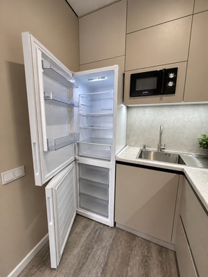 Продам однокомнатную (1-комн.) квартиру, Калинина ул, 114, Тихорецк г