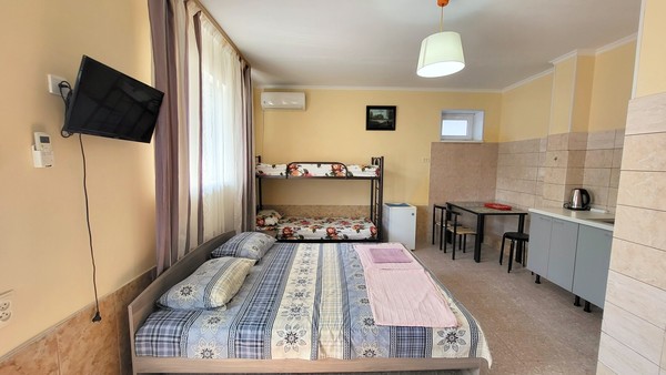 Продам дом, Лазурная ул, 32, Витязево с, 0 км от города
