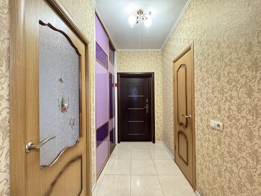 Продам однокомнатную (1-комн.) квартиру, Спортивная (Западный мкр.) ул, 2, Октябрьский рп