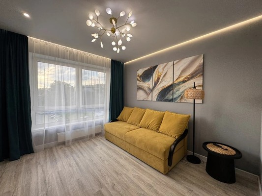 Продам однокомнатную (1-комн.) квартиру, Анаса Тазетдинова ул, 7к2, Казань г