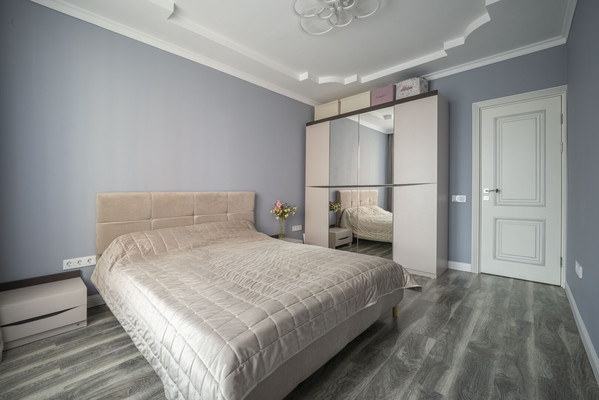 Продам трехкомнатную (3-комн.) квартиру, Донецкая ул, 34к1, Москва г