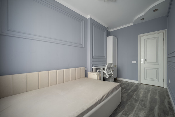 Продам трехкомнатную (3-комн.) квартиру, Донецкая ул, 34к1, Москва г