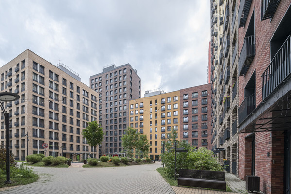 Продам трехкомнатную (3-комн.) квартиру, Донецкая ул, 34к1, Москва г