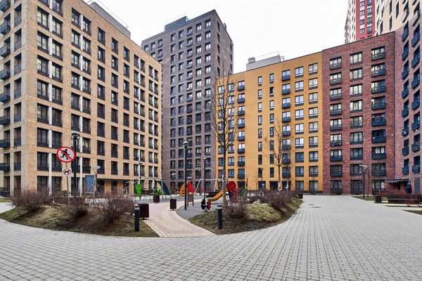 Продам трехкомнатную (3-комн.) квартиру, Донецкая ул, 34к1, Москва г