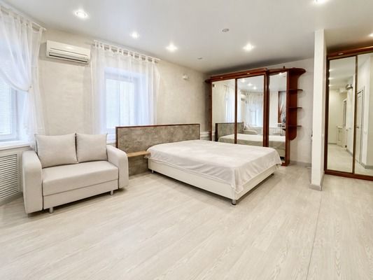 Продам однокомнатную (1-комн.) квартиру, Костянский пер, 9к10, Москва г