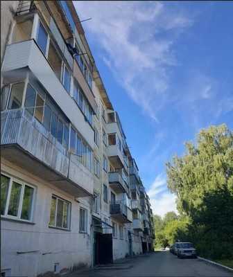 Продам двухкомнатную (2-комн.) квартиру, Флотская ул, 17, Новосибирск г