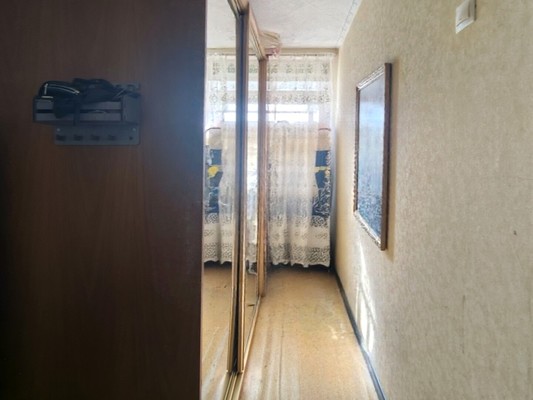 Продам однокомнатную (1-комн.) квартиру, Первостроителей (поселок Врангель мкр.) ул, 12, Находка г