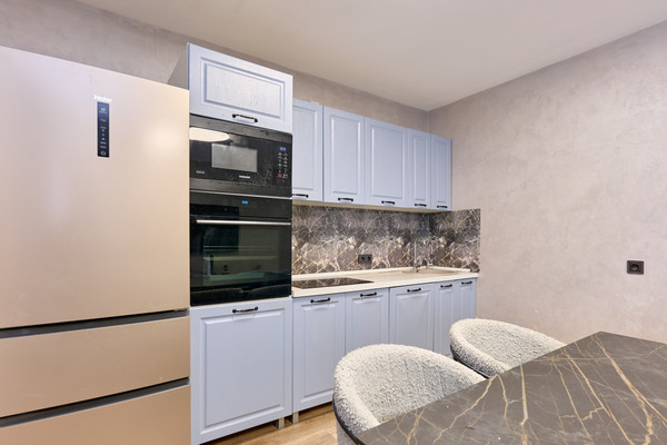 Продам трехкомнатную (3-комн.) квартиру, Крылова ул, 17, Пермь г