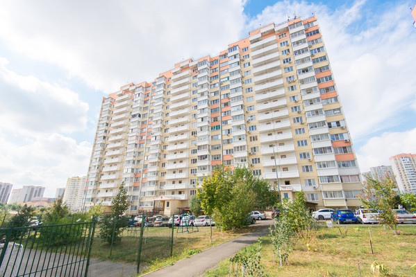 Продам однокомнатную (1-комн.) квартиру, Платона Кляты ул, 15, Ростов-на-Дону г