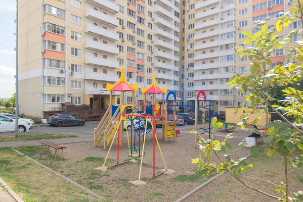 Продам однокомнатную (1-комн.) квартиру, Платона Кляты ул, 15, Ростов-на-Дону г