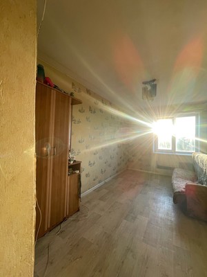 Продам комнату в 4-комн. квартире, Московская ул, 26к1, Великий Новгород г
