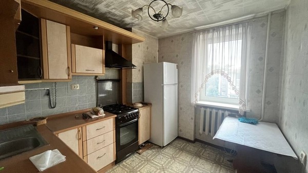 Продам двухкомнатную (2-комн.) квартиру, Аэрофлотская ул, 16, Симферополь г