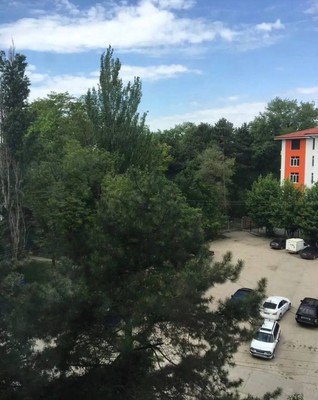 Продам двухкомнатную (2-комн.) квартиру, Аэрофлотская ул, 16, Симферополь г
