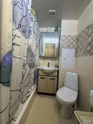 Продам однокомнатную (1-комн.) квартиру, Липецкая ул, 22к2, Москва г