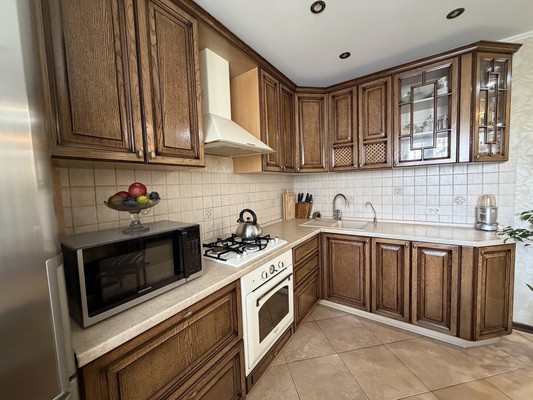Продам трехкомнатную (3-комн.) квартиру, 22 съезда КПСС ул, 116, Брянск г
