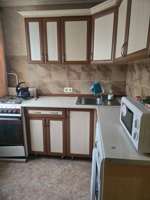 Продам трехкомнатную (3-комн.) квартиру, Большевика Попова ул, 6, Грэсовский пгт