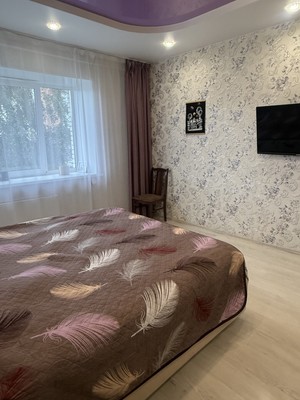 Продам двухкомнатную (2-комн.) квартиру, Авиаторов б-р, 3к1, Гатчина г