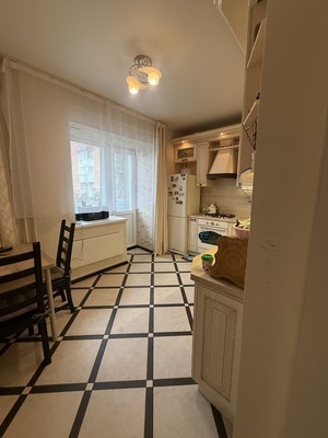 Продам двухкомнатную (2-комн.) квартиру, Авиаторов б-р, 3к1, Гатчина г