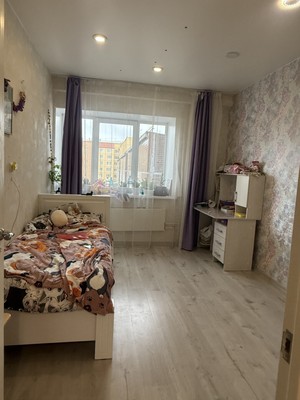 Продам двухкомнатную (2-комн.) квартиру, Авиаторов б-р, 3к1, Гатчина г