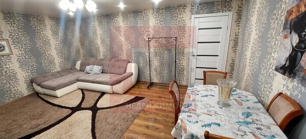Продам двухкомнатную (2-комн.) квартиру, Адмирала Трибуца наб, 67, Калининград г