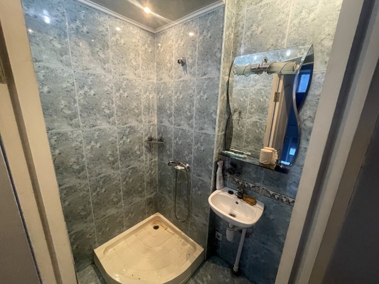 Продам двухкомнатную (2-комн.) квартиру, Толстого ул, 31, Симферополь г