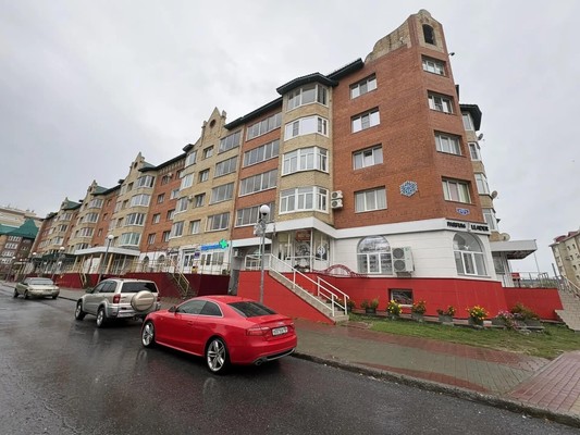 Продам трехкомнатную (3-комн.) квартиру, Мира ул, 51, Ханты-Мансийск г