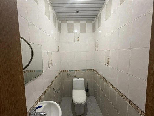 Продам трехкомнатную (3-комн.) квартиру, Мира ул, 51, Ханты-Мансийск г