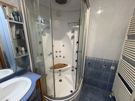 Продам трехкомнатную (3-комн.) квартиру, Мира ул, 51, Ханты-Мансийск г