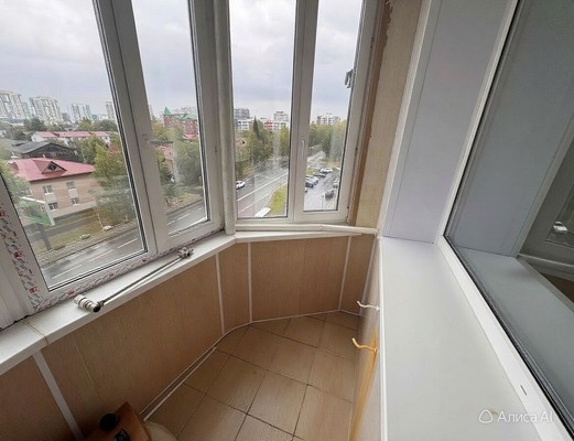 Продам трехкомнатную (3-комн.) квартиру, Мира ул, 51, Ханты-Мансийск г
