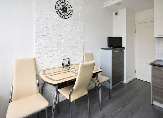 Продам трехкомнатную (3-комн.) квартиру, Маршала Захарова ул, 17к1, Санкт-Петербург г