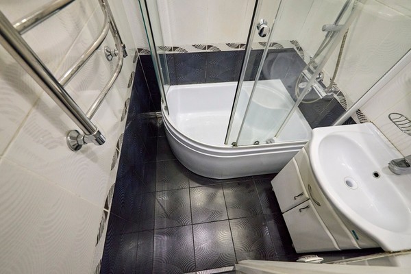 Продам трехкомнатную (3-комн.) квартиру, Маршала Захарова ул, 17к1, Санкт-Петербург г