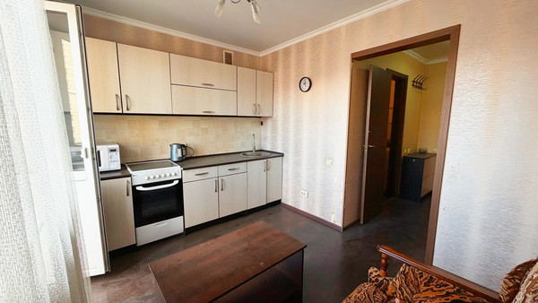 Продам однокомнатную (1-комн.) квартиру, Гаражный пер, 12к2, Краснодар г