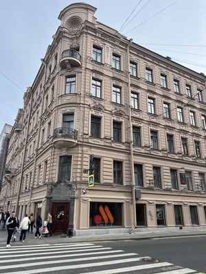 Продам трехкомнатную (3-комн.) квартиру, Невский пр-кт, 45/2А, Санкт-Петербург г