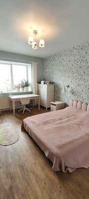 Продам трехкомнатную (3-комн.) квартиру, Северный пр-кт, 26к2, Санкт-Петербург г
