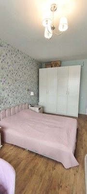 Продам трехкомнатную (3-комн.) квартиру, Северный пр-кт, 26к2, Санкт-Петербург г
