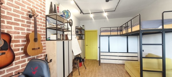 Продам трехкомнатную (3-комн.) квартиру, Северный пр-кт, 26к2, Санкт-Петербург г