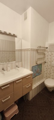 Продам трехкомнатную (3-комн.) квартиру, Северный пр-кт, 26к2, Санкт-Петербург г