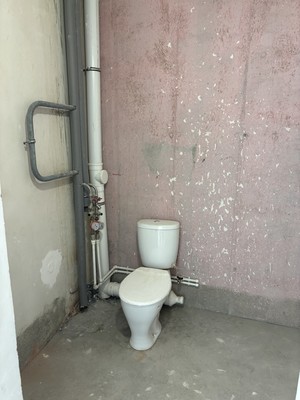 Продам трехкомнатную (3-комн.) квартиру, Лесников ул, 59, Красноярск г
