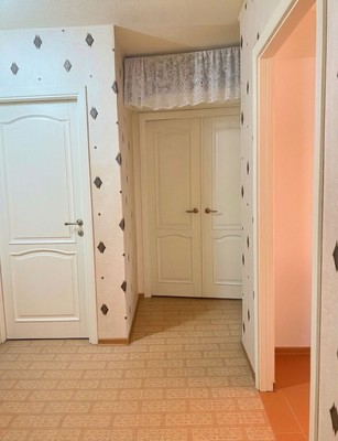 Продам трехкомнатную (3-комн.) квартиру, Таганрогская ул, 139/4, Ростов-на-Дону г