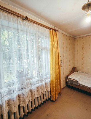Продам трехкомнатную (3-комн.) квартиру, Таганрогская ул, 139/4, Ростов-на-Дону г