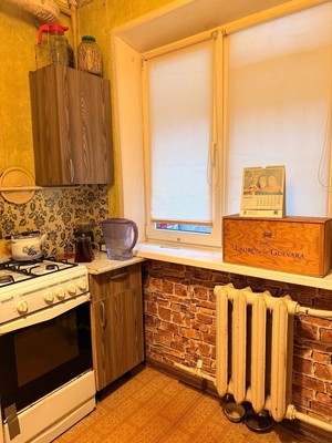 Продам трехкомнатную (3-комн.) квартиру, Таганрогская ул, 139/4, Ростов-на-Дону г