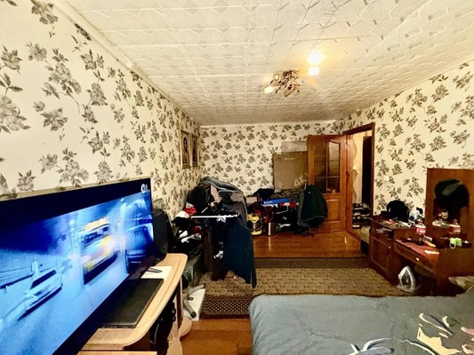 Продам однокомнатную (1-комн.) квартиру, Южная ул, 40, Николаевка пгт