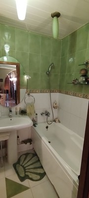 Продам двухкомнатную (2-комн.) квартиру, Таганрогская ул, 112, Ростов-на-Дону г