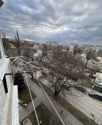 Продам трехкомнатную (3-комн.) квартиру, 60 лет Октября ул, 13/64, Симферополь г