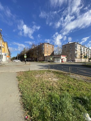 Продам комнату в 5-комн. квартире, Орджоникидзе ул, 36, Нижний Тагил г