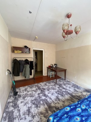 Продам комнату в 5-комн. квартире, Орджоникидзе ул, 36, Нижний Тагил г
