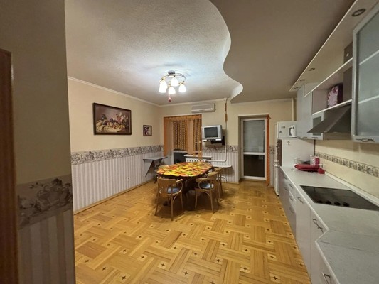 Продам двухкомнатную (2-комн.) квартиру, Пушкинская ул, 72а, Ростов-на-Дону г