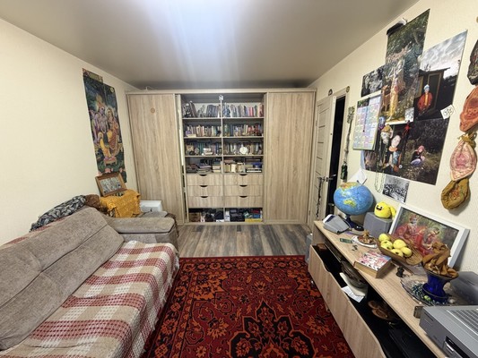 Продам двухкомнатную (2-комн.) квартиру, ГСК Спортбаза тер, 11, Спортбазы п