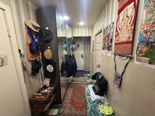 Продам двухкомнатную (2-комн.) квартиру, ГСК Спортбаза тер, 11, Спортбазы п