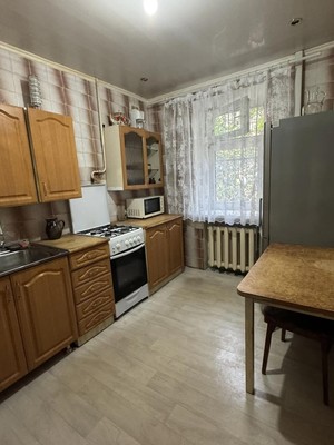 Продам двухкомнатную (2-комн.) квартиру, 16-я линия ул, 21/32, Ростов-на-Дону г
